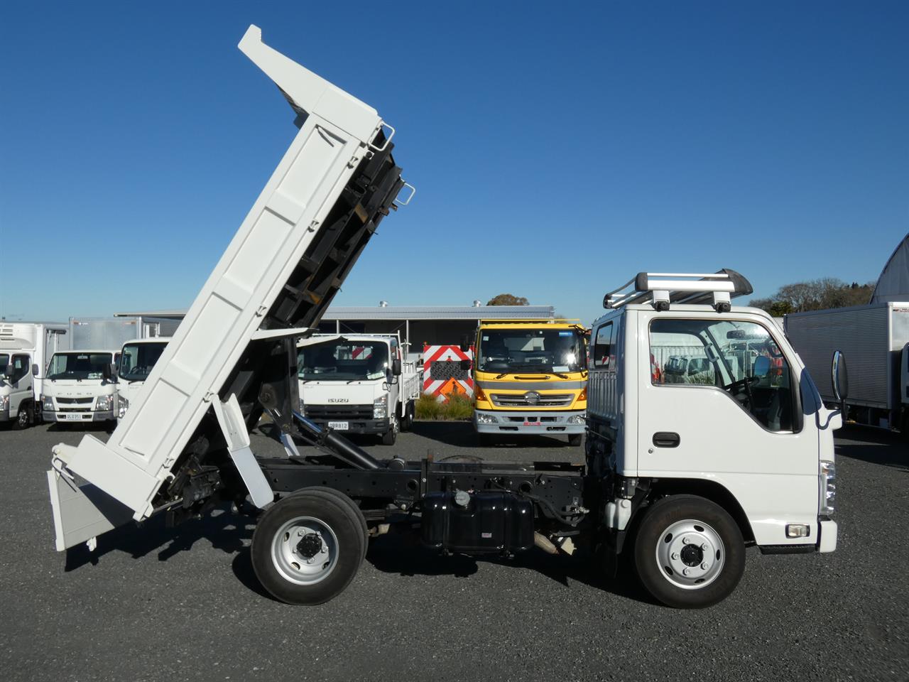 2018 ISUZU ELF