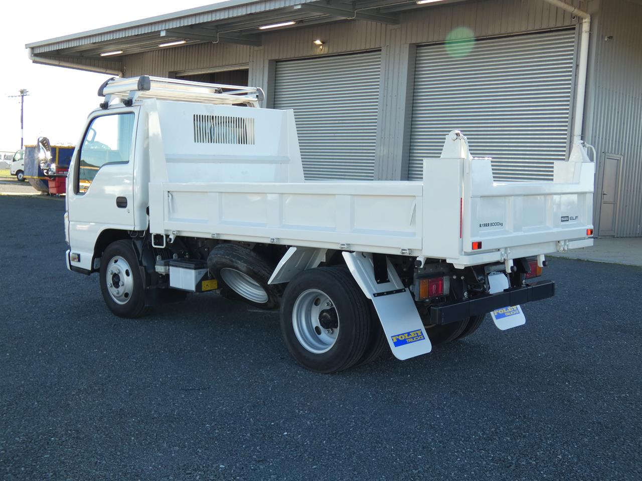 2018 ISUZU ELF