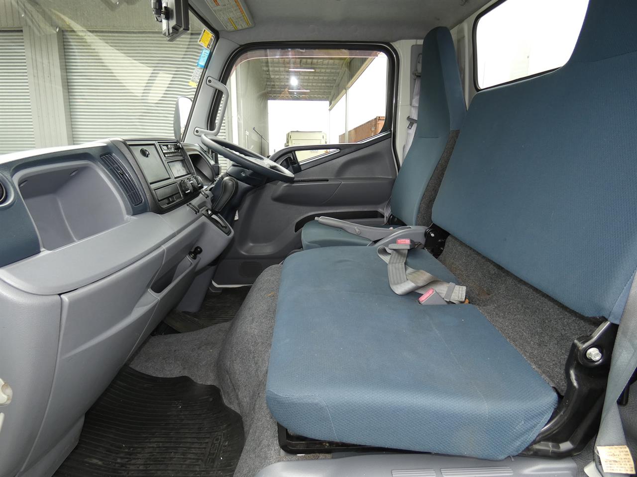 2014 Mitsubishi Canter