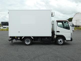 2014 Mitsubishi Canter - Thumbnail