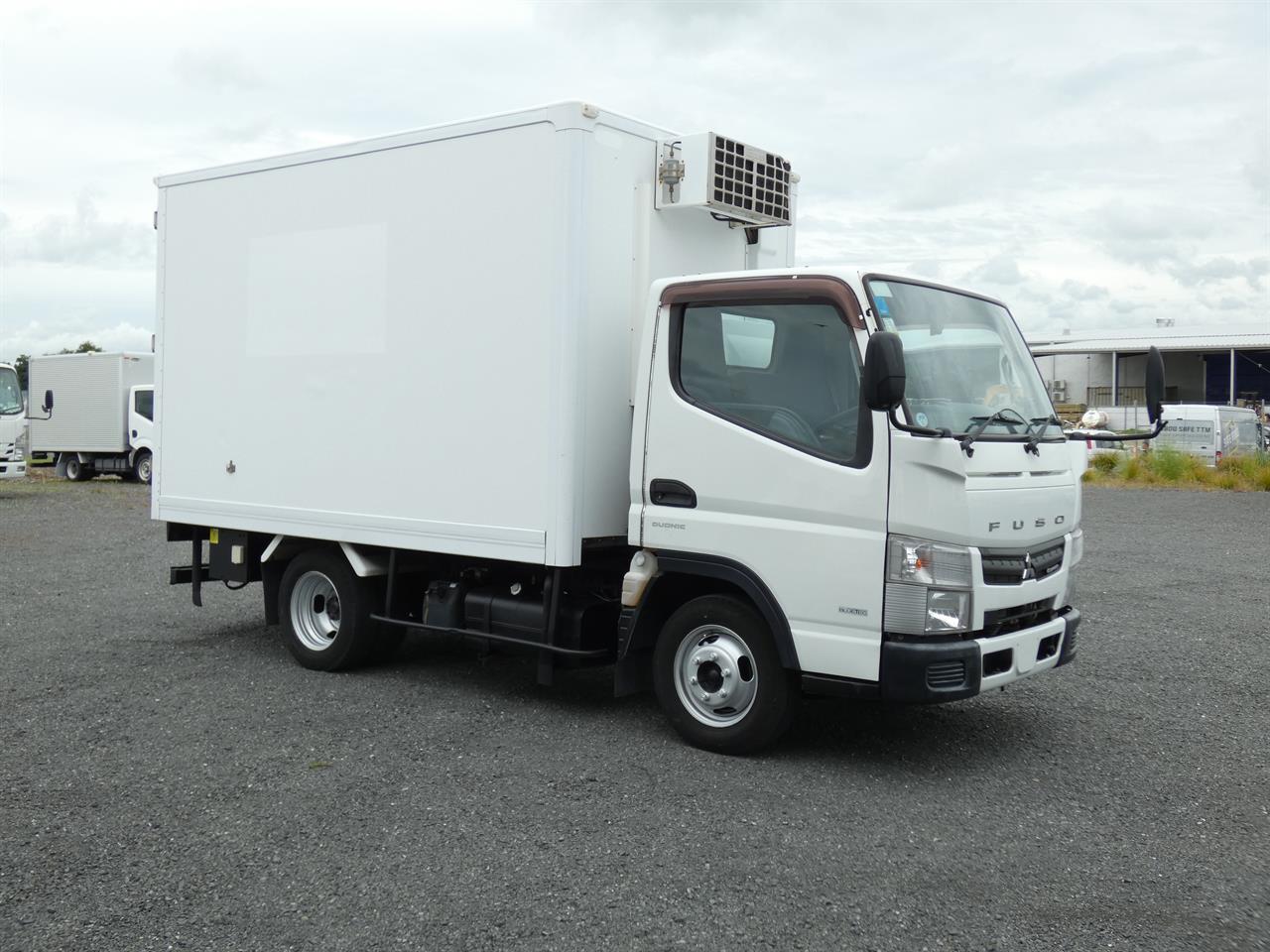 2014 Mitsubishi Canter