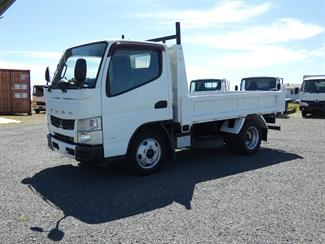 2014 Mitsubishi Canter - Thumbnail