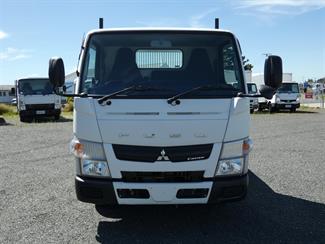 2014 Mitsubishi Canter - Thumbnail