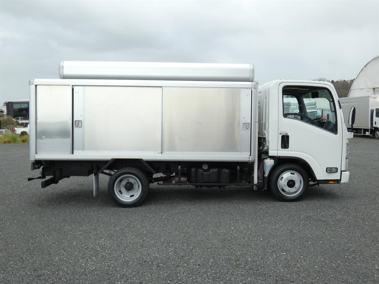 2013 ISUZU ELF