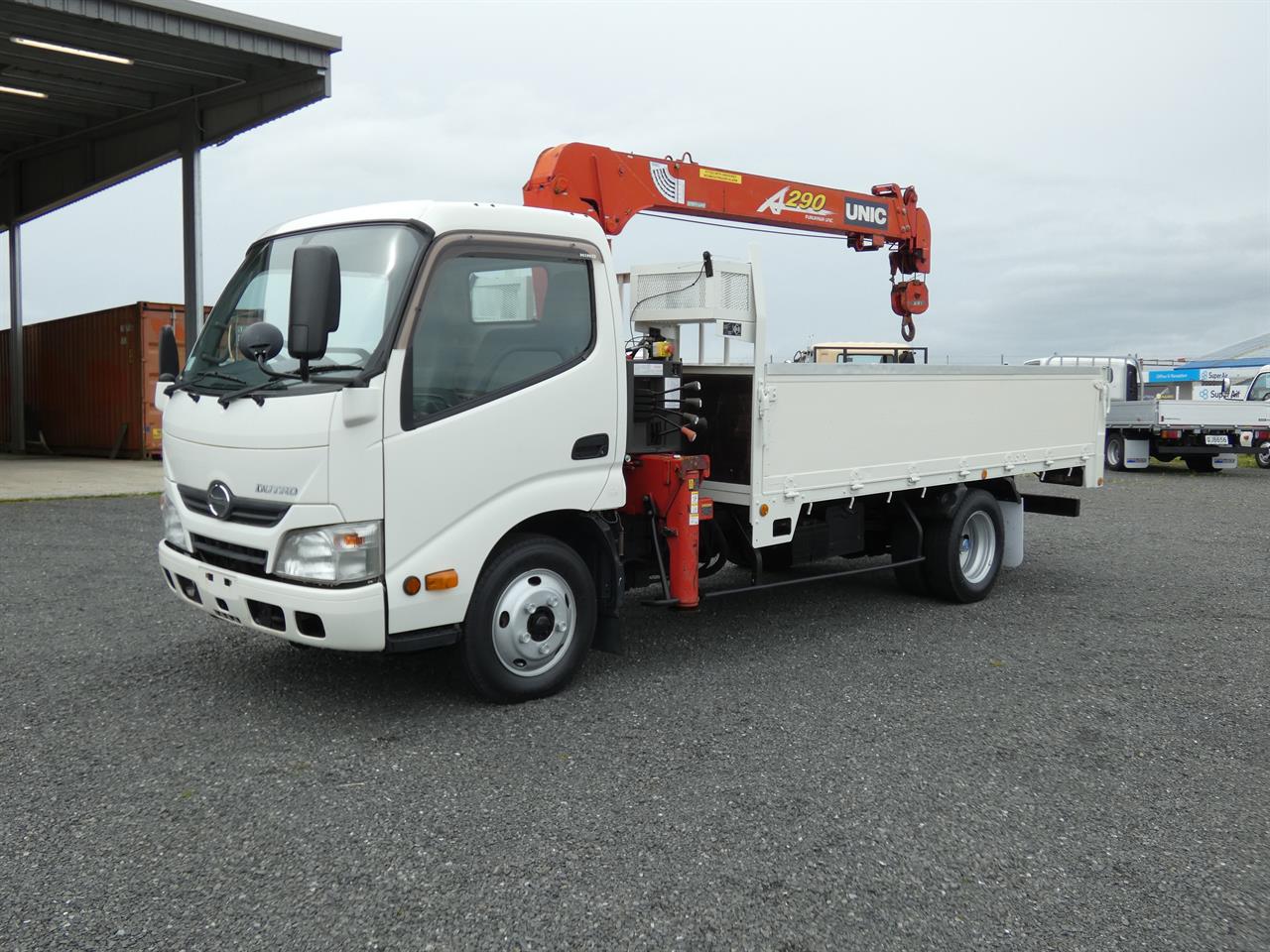 2014 Hino Dutro