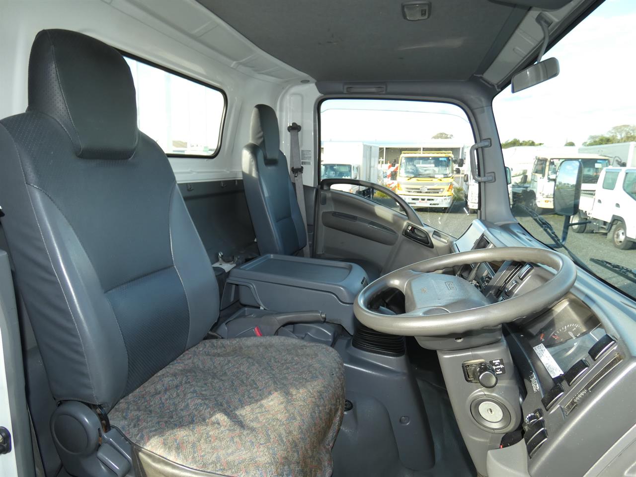 2007 ISUZU ELF